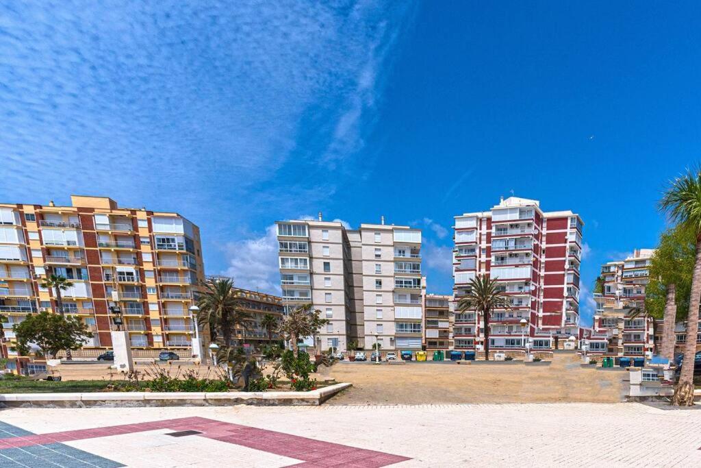 Sea Apartment *